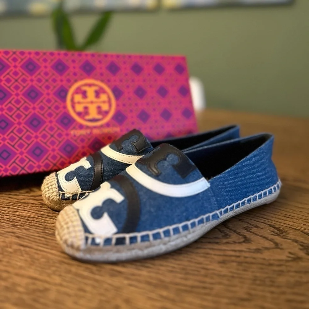 NWT! NEW! Tory Burch Poppy Canvas Leather Mixed Espadrilles -Denim Size US 5.5